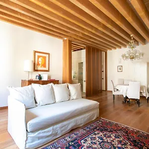  Appartement Calle Teatro Vecchio -
